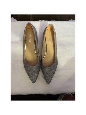 Women's Miracle Silver Heels Size 9